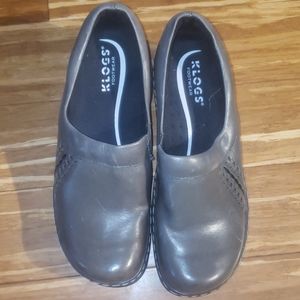 Grey Klogs